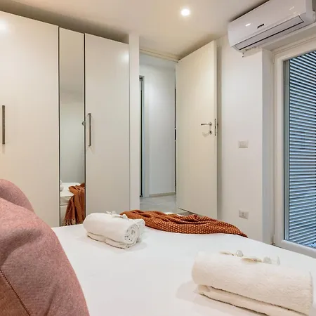 Relaxing Family 250m From & Free Garage *