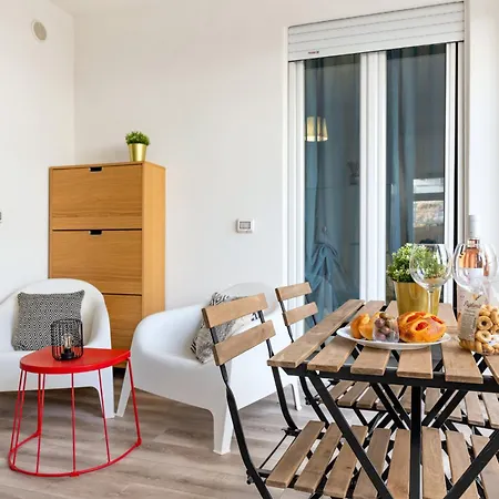 Relaxing Family 250m From & Free Garage Apartment Polignano a Mare