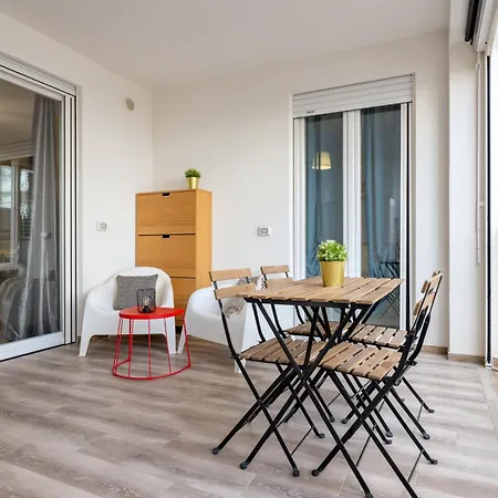 Apartment Relaxing Family 250m From & Free Garage Polignano a Mare